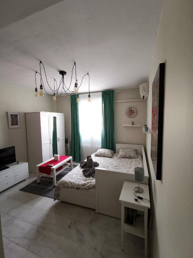 **** Genuar Apartments Malaga Center מראה חיצוני תמונה