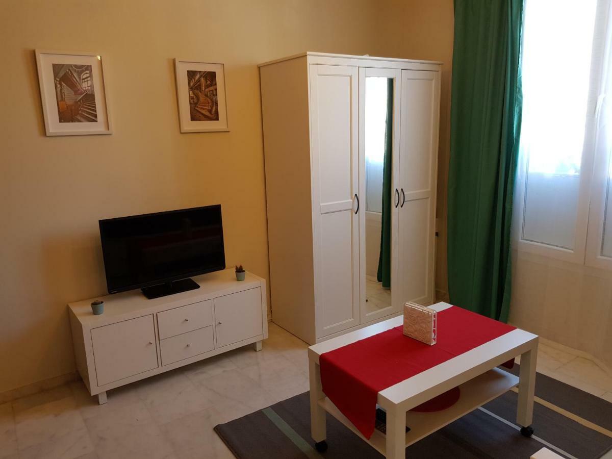 **** Genuar Apartments Malaga Center מראה חיצוני תמונה