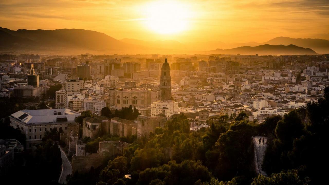 **** Genuar Apartments Malaga Center מראה חיצוני תמונה